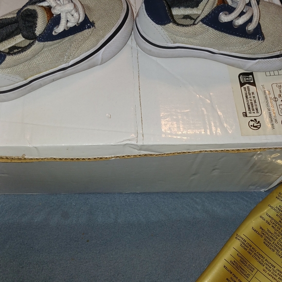 Tommy Bahama Kids Shoes in Cream and Navy Size 5 Toddler Boy - Picture 3 of 9